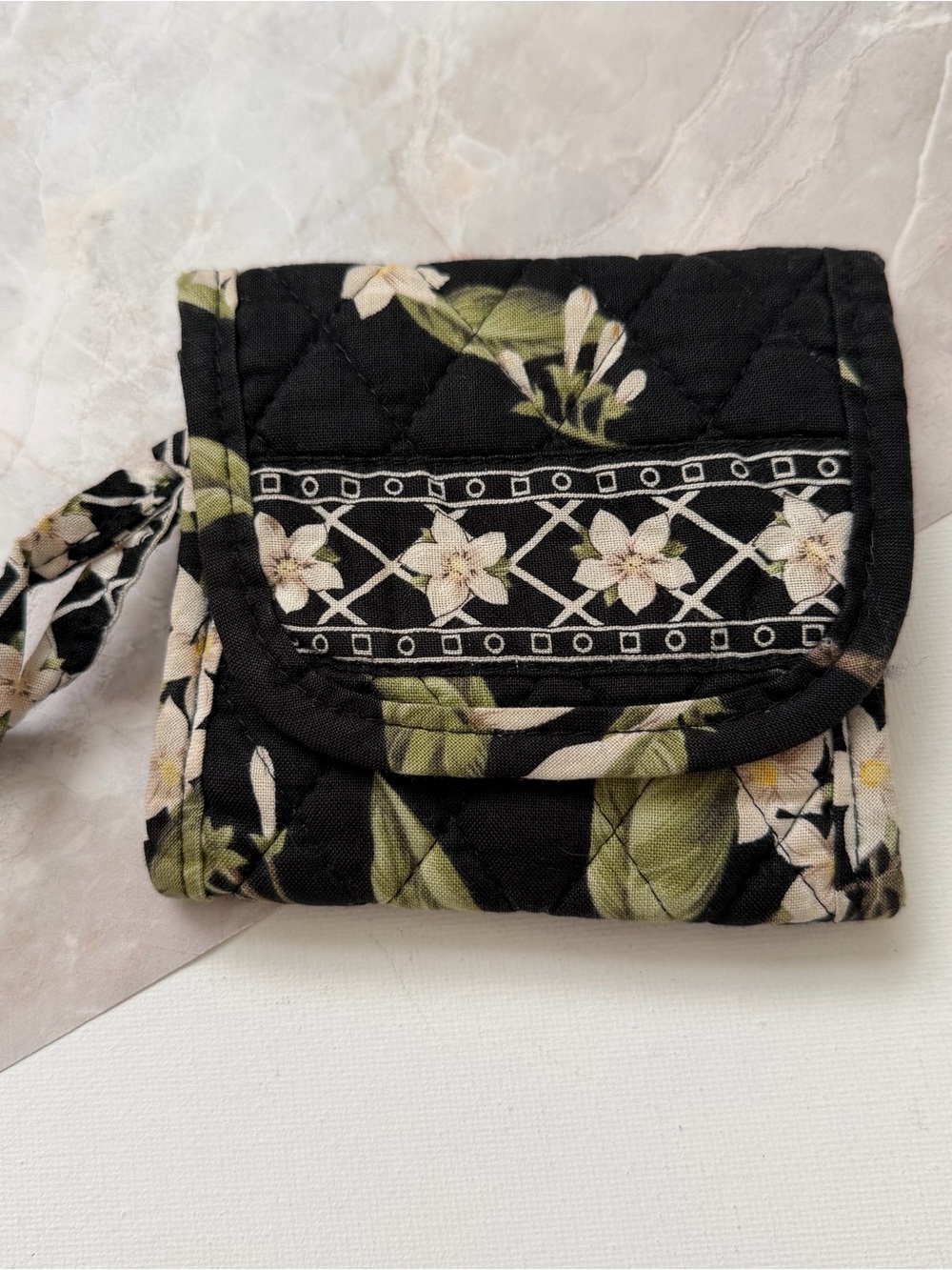 Vintage Vera Bradley Quilted Floral ID Card Holder Wallet Zip Coin Pouch